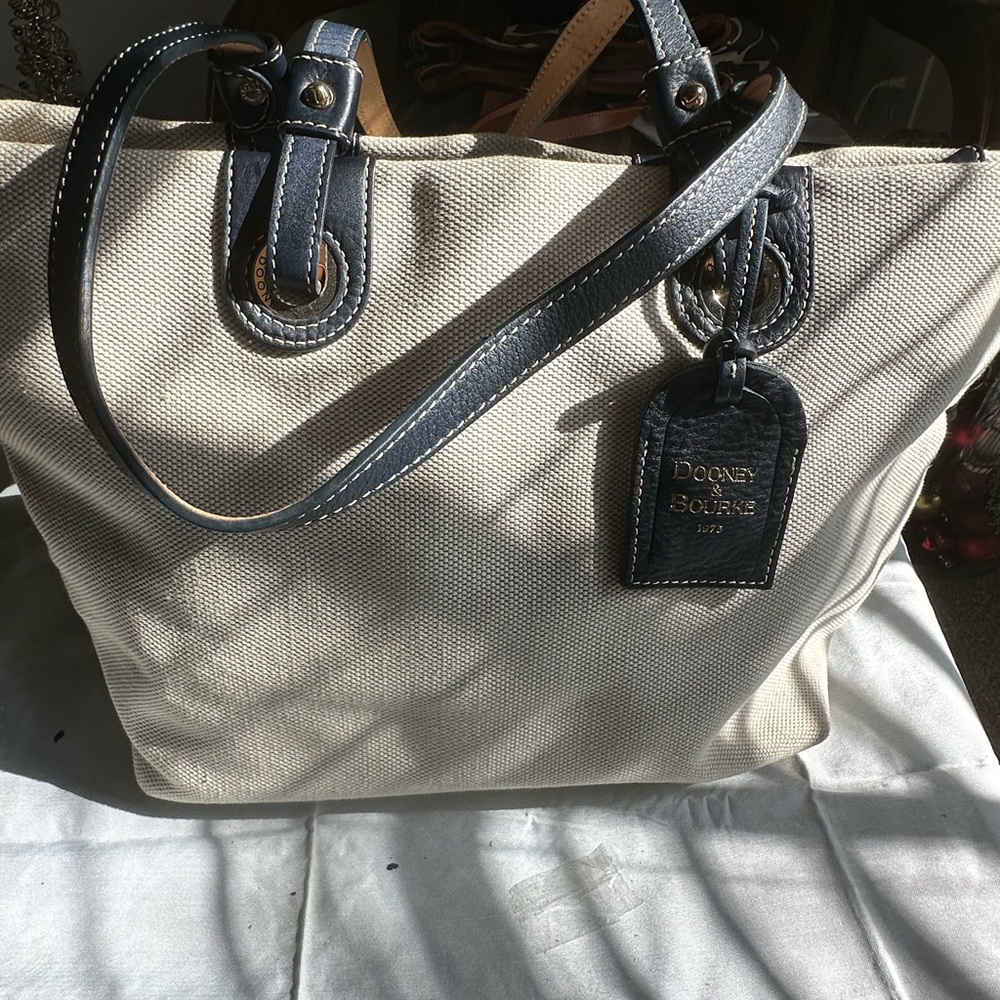 Dooney & Bourke canvas tote